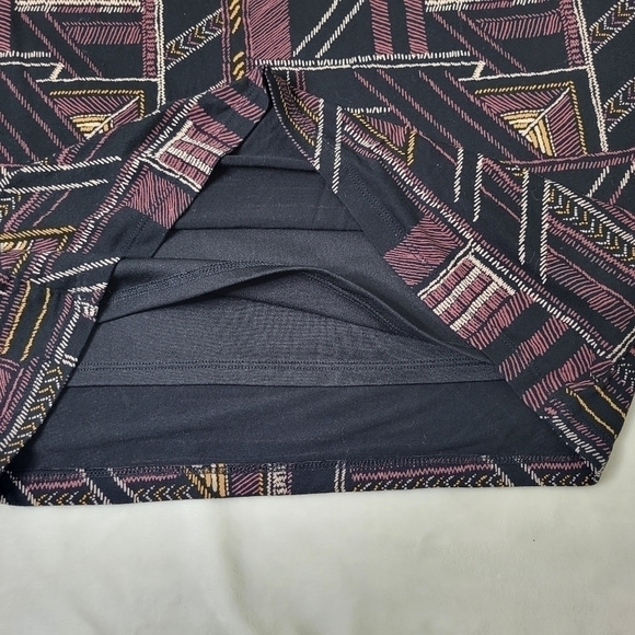 REITMANS Skirt. Size Small. Cute Fall Colors. - Picture 2 of 7